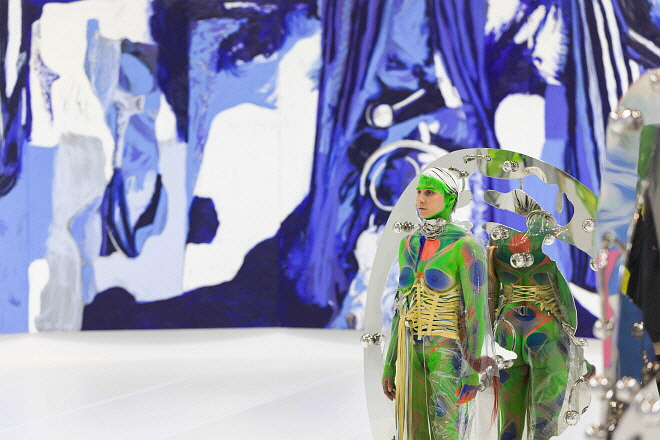 Donna Huanca_Bliss Pool_installation View (c)Onart Studio (2).jpg
