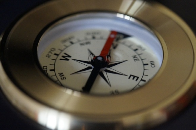 [크기변환]compass-g05bb8609f_1280.jpg