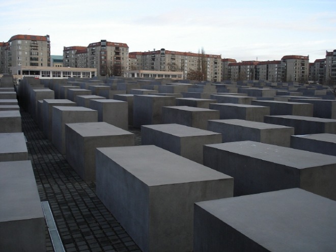 [크기변환]holocaust-g691f3087d_1280.jpg