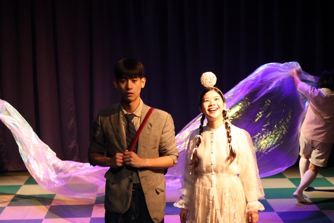빛의 요정.jpg