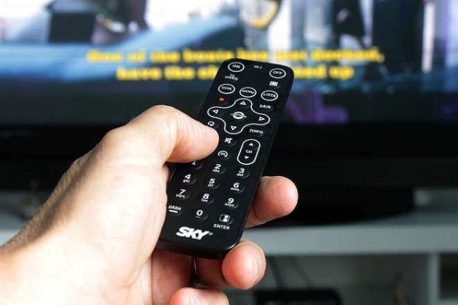 remote-control-2717777_1280.jpg