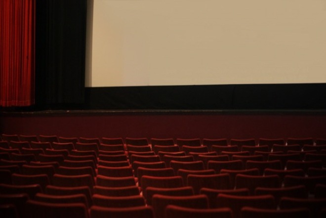 [크기변환]movie-theater.jpg