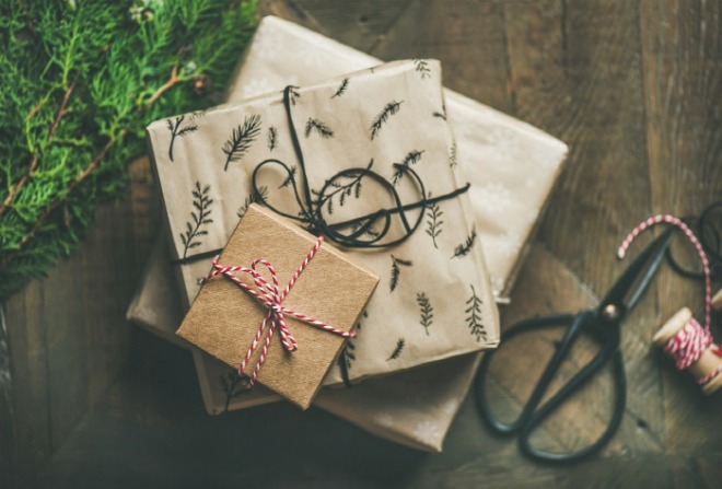 [크기변환] [포맷변환]gifts-2998593_1280.jpg