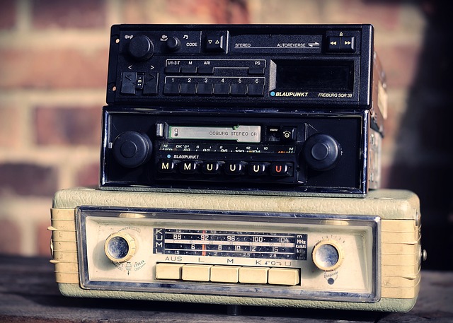car-radios-4672250_640.jpg