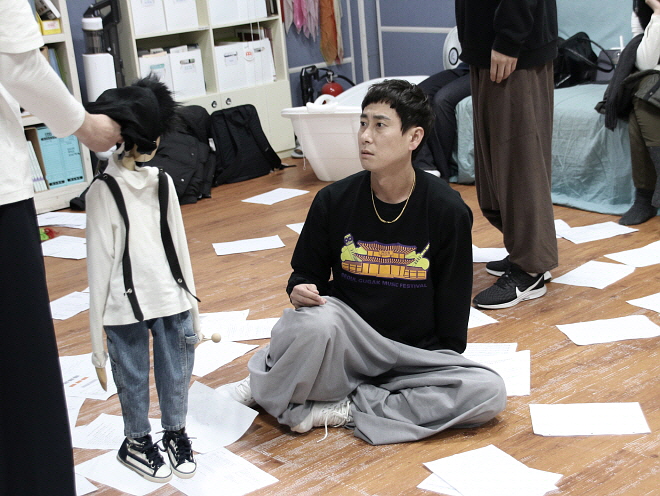 [연희집단 The 광대] 52Hz_연습사진(2).JPG
