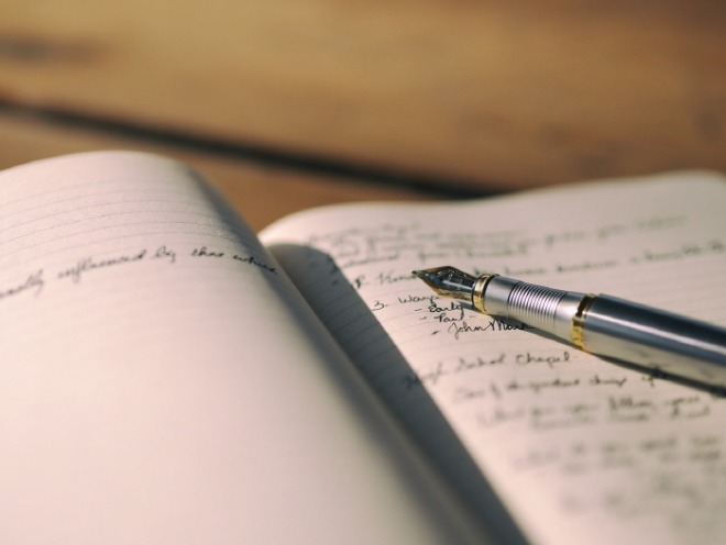[크기변환]notebook-1840276_1280.jpg