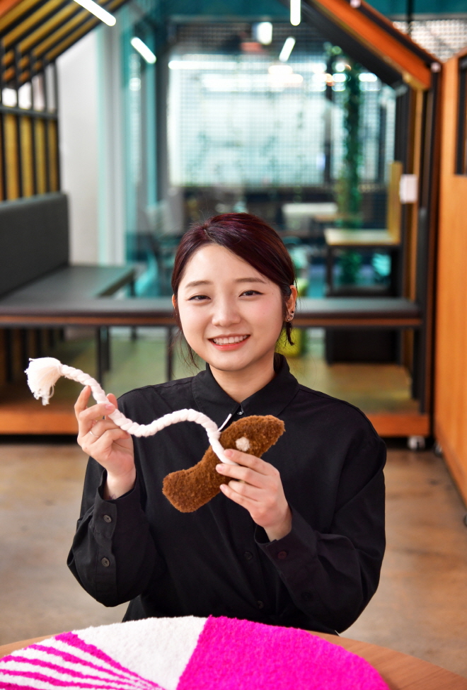 [크기변환]손단비 인물사진.jpg