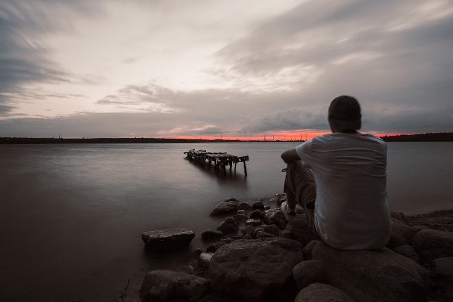 loneliness-4401035_1280.jpg