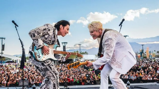 [크기변환] The_Rose_Coachella_Credit_Jack_Vu.jpg