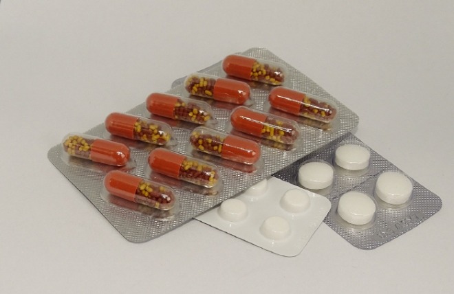 [크기변환]pill-3159707_1280.jpg