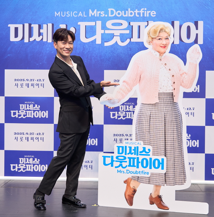 [크기변환]정상훈.jpg