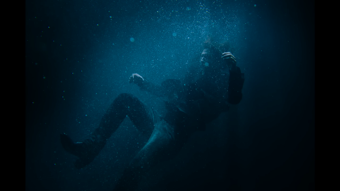 Måneskin - THE LONELIEST (Official Video) 0-2 screenshot.png