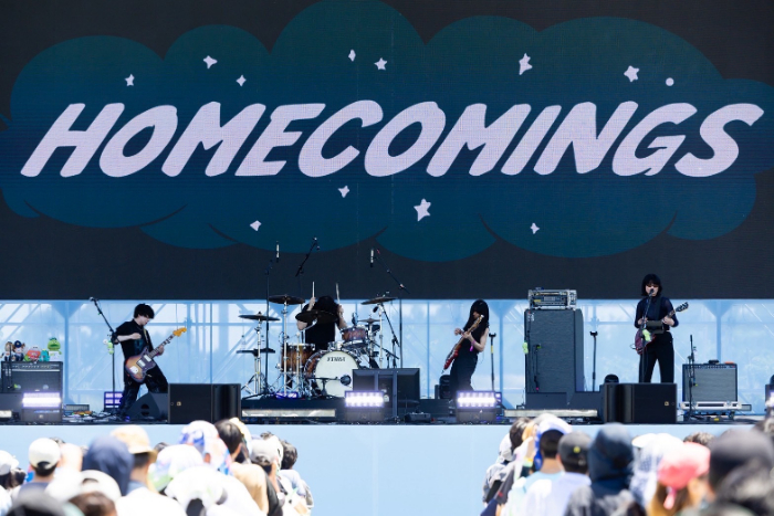 [APF2026]Homecomings_홈커밍스6 (1).jpg