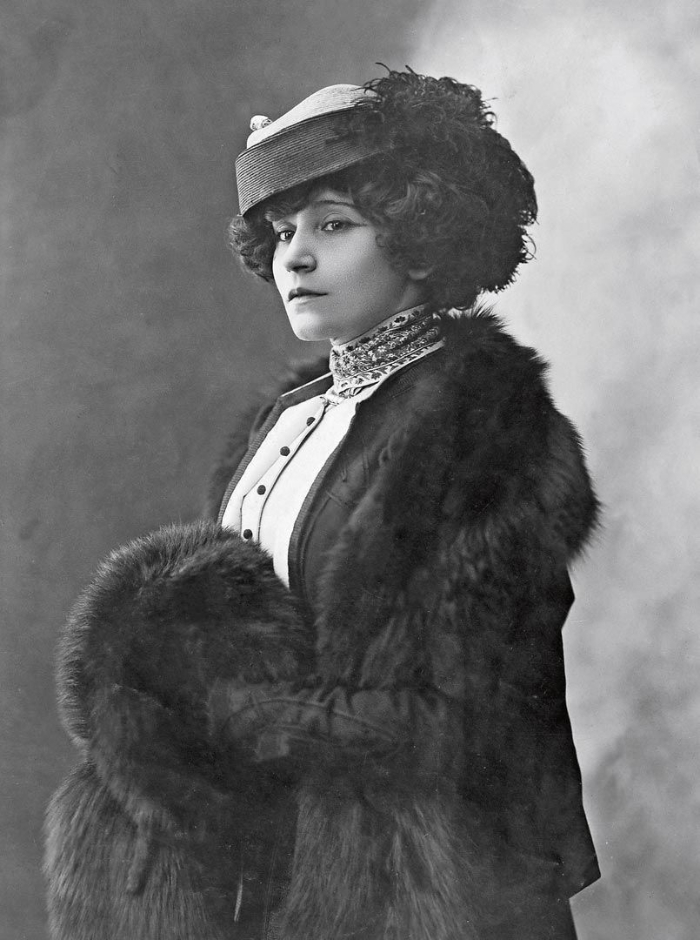 Colette_-_photo_Henri_Manuel.jpg