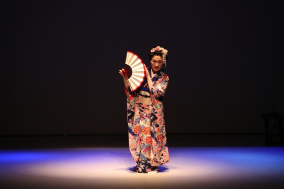 여자이발사 02.jpg