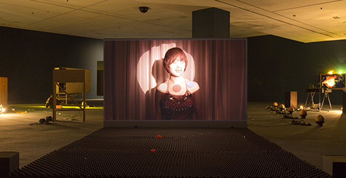 Subtle_Triangle_Exhibition_02.jpg