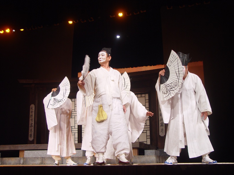 2005국립극장공연2.jpg