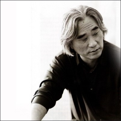 이윤택.jpg