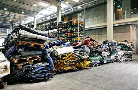 planen_lager_faq_tarps.jpg