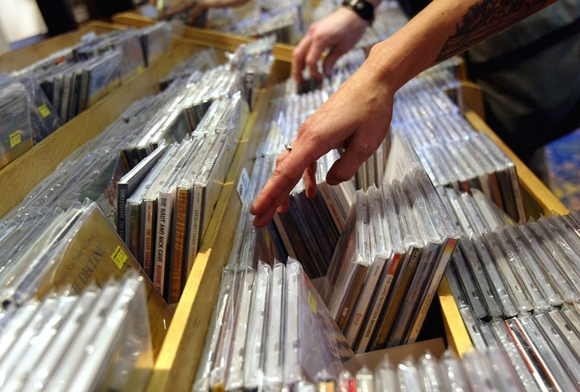 cd-buyers(S).jpg