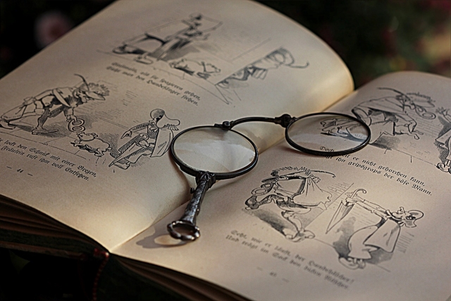 glasses-1011483_1280.jpg