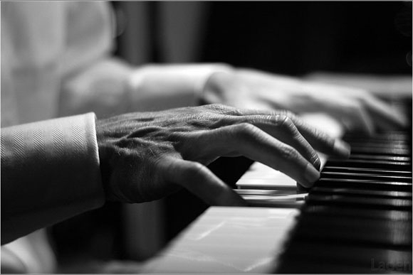 piano_player_5.jpg