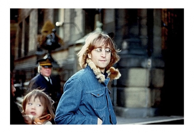 1353988741_john_lennon_big_9.jpg