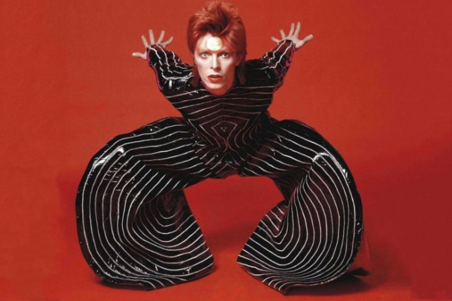 david-bowie-4-695x463.jpg