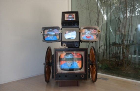 쇼케이스 설명3.jpg