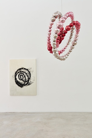 Install_915_Jean_Michel_Othoniel_w.jpg