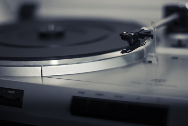 turntable-926521_960_720.jpg
