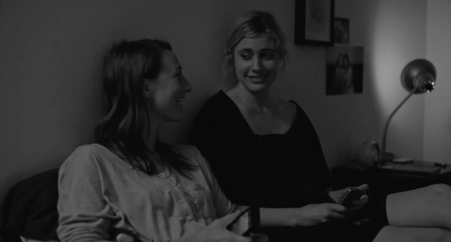 Frances.Ha.2012.LIMITED.720p.BRRiP.XVID.AC3-MAJESTIC.avi_000568485.jpg