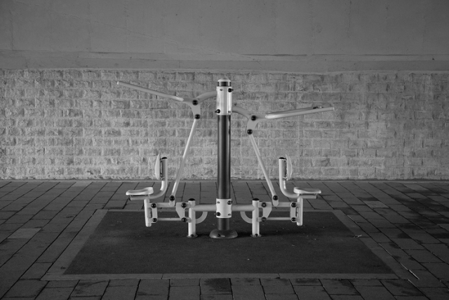 2. 정승일, 기구들_03, 40×60㎝, 잉크젯 프린트, 2014.jpg