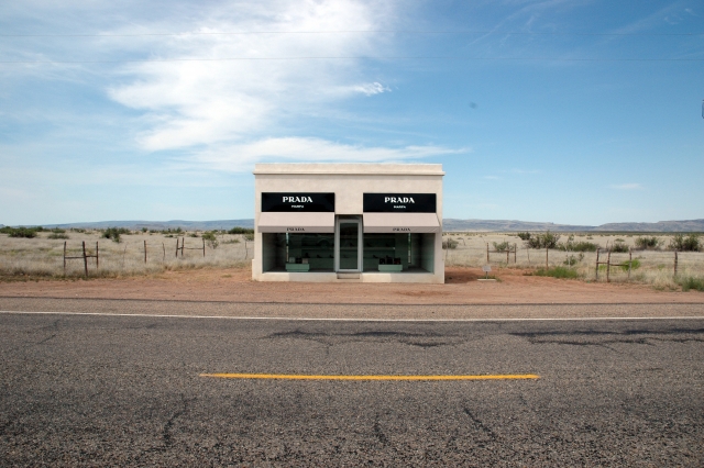 Elmgreen_&_Dragset_-_Prada_Marfa_-_Head_on.jpg