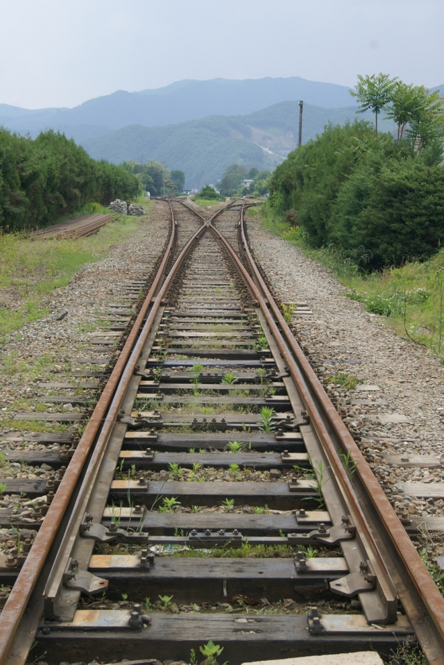 train-706219_1280.jpg