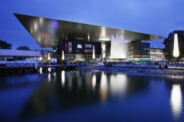 루체른 KKL 외관2_Lucerne_Festival.jpg